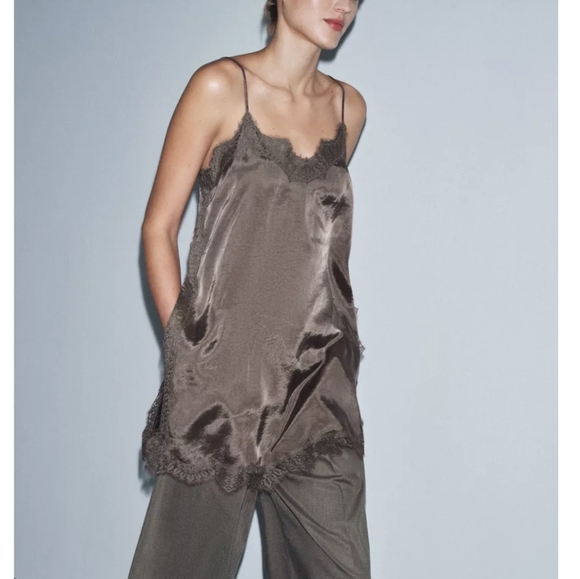 Elegant Lace Trimmed Slip Dress - Picture 5 of 6